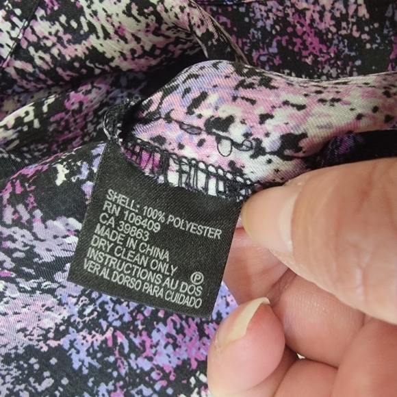 Tahari Sleeveless Blouse Purple Lavender Top Casual Career Pleated - Picture 12 of 13